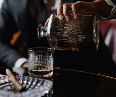 Cigars and Drinks: How to Pair Them