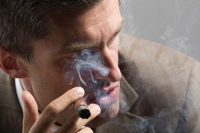 Smoking a Cigar The Right Way: A Quick Guide To Your First Puff