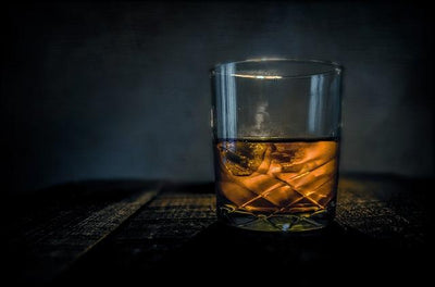 Cigars & Scotch: A Cigar Smoker's Guide to Scotch Whisky
