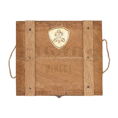 Adventura Royal Return King's Gold Corona Closed Box Top View