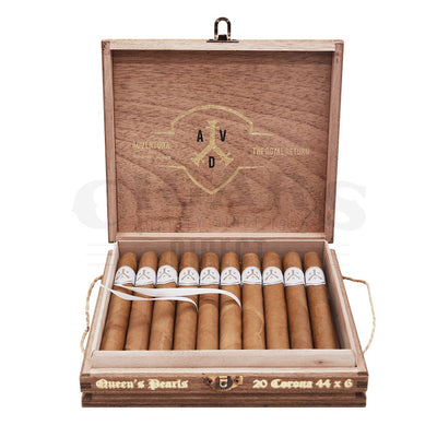 Adventura Royal Return Queen's Pearls Corona Open Box