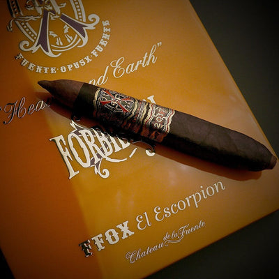FFOX Heaven and Earth El Escorpion Maduro 1 Cigar on Yellow Box
