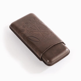The OpusX Society Spanish Nobuk 3 Cigar Case Espresso Closed