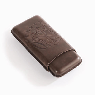 The OpusX Society Spanish Nobuk 3 Cigar Case Espresso Closed