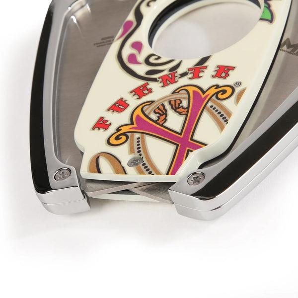The OpusX Society Sugar Skull C30 Cutter Closeup Open