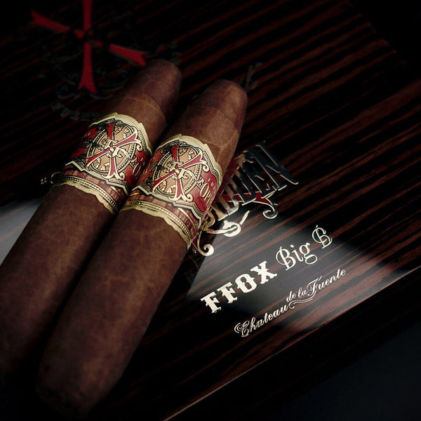 2023 Limited Edition OpusX Serie "Heaven & Earth" Big B Box and 2 Cigars