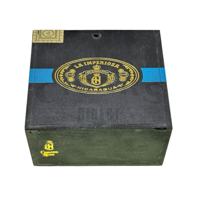 Crowned Heads La Imperiosa Double Robusto Closed Box