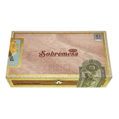 Dunbarton Sobremesa Solita Red Grand Corona Box Closed
