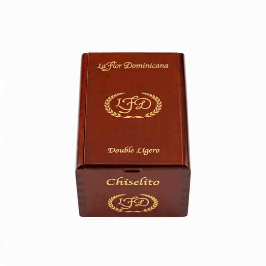 La Flor Dominicana Double Ligero Chiselito