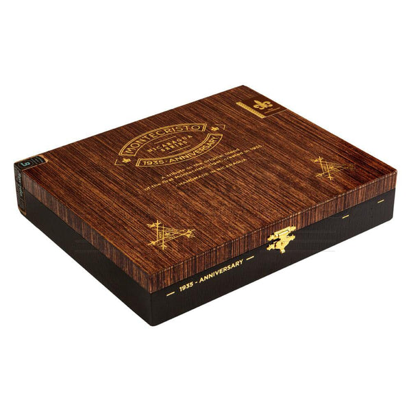 Montecristo 1935 Anniversary Exclusivo Short Robusto Closed Box