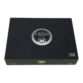 Oliva Black Swan Toro Closed Box