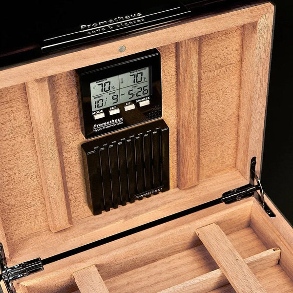 Prometheus Optima Mini Humidifier on Travel Case Closeup