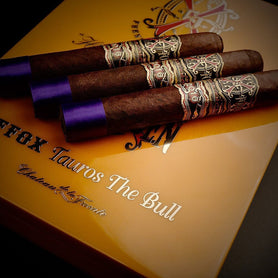 FFOX Heaven and Earth Tauros The Bull Maduro Yellow Travel Humidor with Cigars