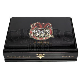 AJ Fernandez Viva La Vida Toro Closed Box