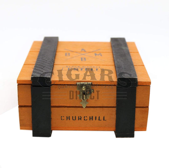 Alec Bradley Black Market Esteli Churchill