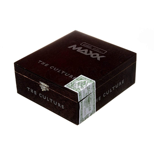 Alec Bradley Maxx The Culture