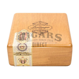 Alec Bradley The Lineage Robusto Closed Box