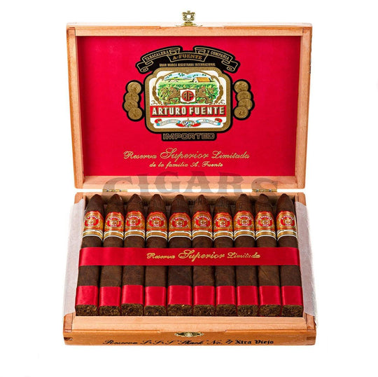 Arturo Fuente Anejo No.77 The Shark