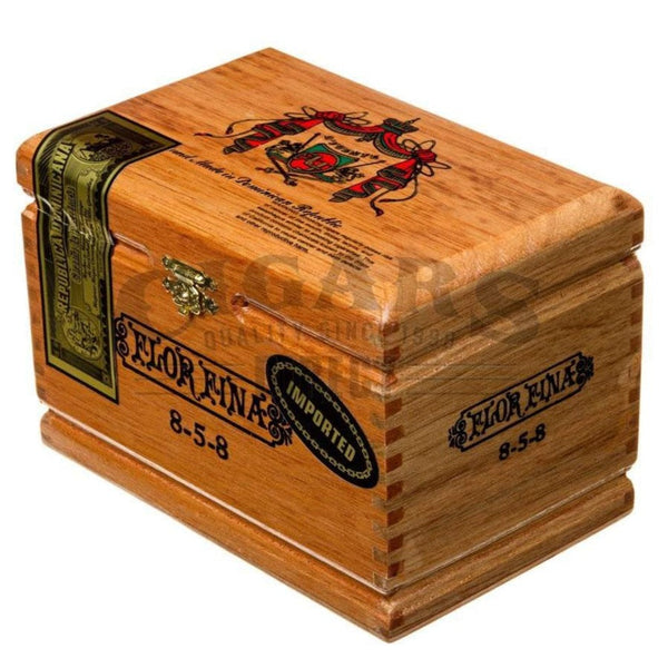 Arturo Fuente Gran Reserva Flor Fina 858 Sungrown Box Closed