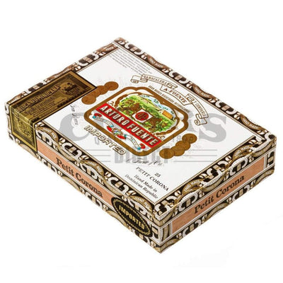 Arturo Fuente Gran Reserva Petit Corona Maduro Box Closed