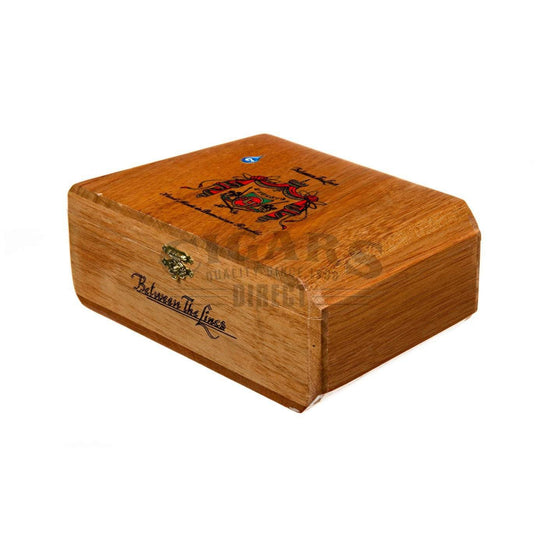 Arturo Fuente Hemingway Between The Lines