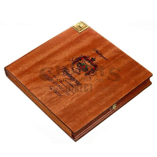 Arturo Fuente Hemingway Masterpiece Maduro
