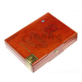 Arturo Fuente Lost City Robusto Box Closed