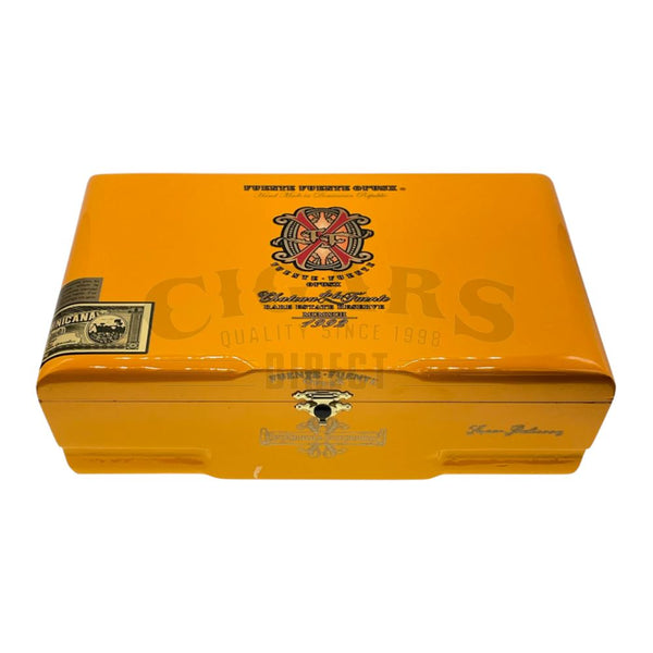 Arturo Fuente Opus X Rosado Oro Oscuro Super Belicoso Close Box