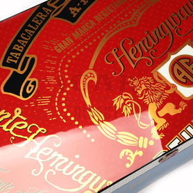 Arturo Fuente Hemingway Humidor Closed