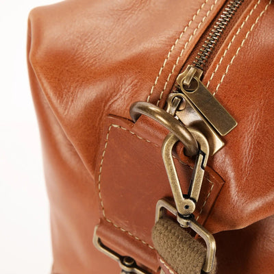 The OpusX Society Italian Leather Duffle Bag Camel Zipper Close Up