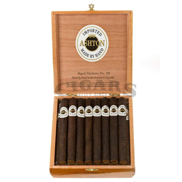 Ashton Aged Maduro No30 Box Open 