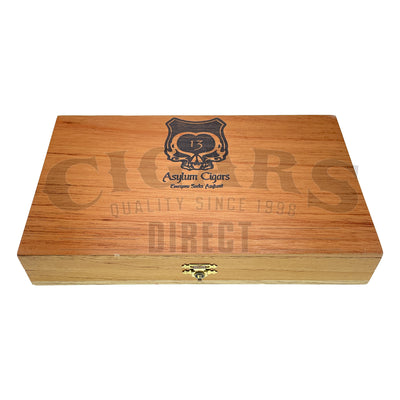 Asylum 10 Cigar Assortment Sampler Closed