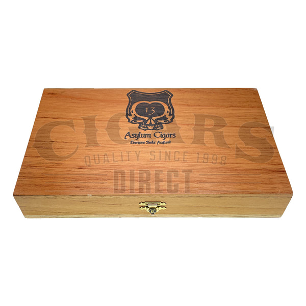 Asylum 10 Cigar Assortment Sampler Closed