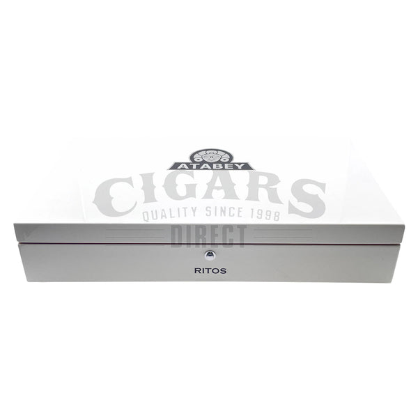 Atabey Ritos Toro Closed Box