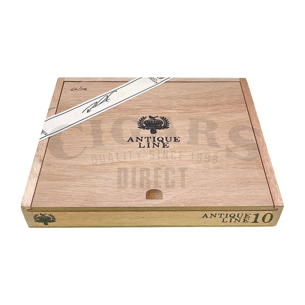 Caldwell Lost And Found 2010 Antique Line Cumex Int Corona Extra Closed box
