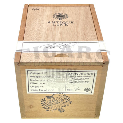 Caldwell Lost And Found 2015 Antique Line Colorado Robusto Closed Box