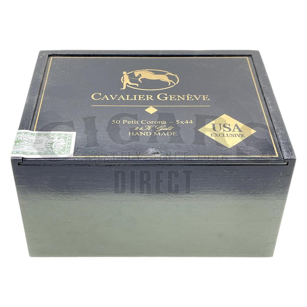 Cavalier Small Batch Petit Corona USA Exclusive Closed Box Front View