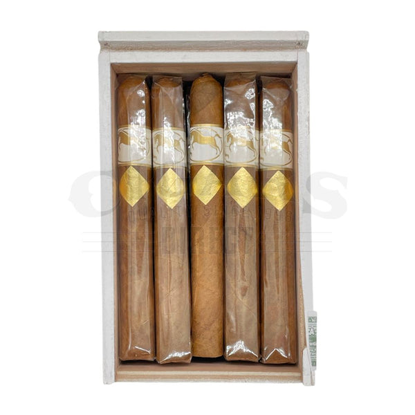 Cavalier White Series Corona Open Box