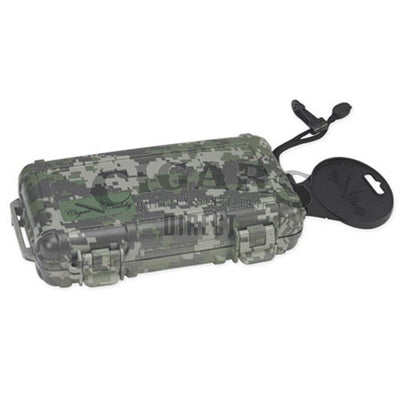 Cigar Caddy 5 Count CAMO Waterproof Travel Humidor Closed