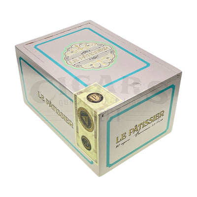 Crowned Heads Le Patissier Canonazo Double Robusto Closed Box