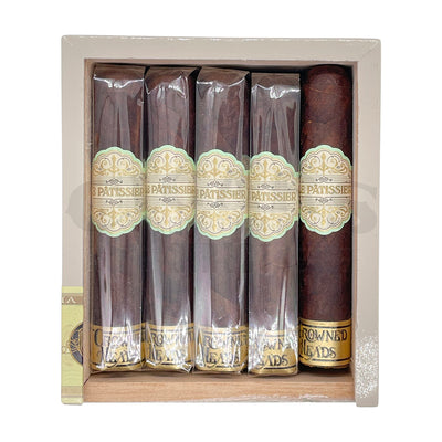 Crowned Heads Le Patissier No.50 Short Robusto Open Box