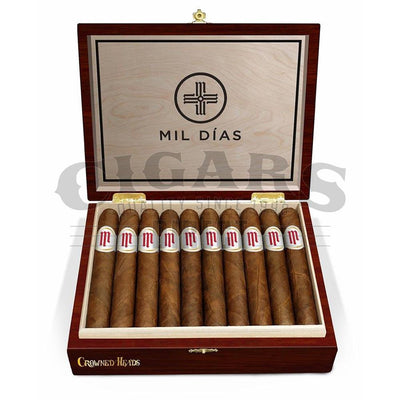 Crowned Heads Mil Dias Double Robusto Box Open