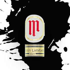 Crowned Heads Mil Dias Magicos Edicion Limitada 2021 Petit Robusto Band