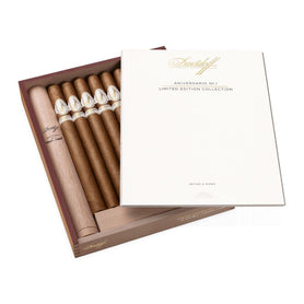 Davidoff Aniversario No. 1 Limited Edition 2023 Open Box Angled