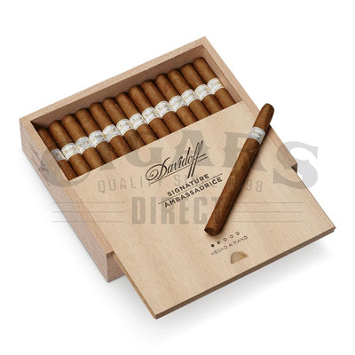 Davidoff Signature Series Ambassadrice Open Box