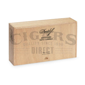 Davidoff Signature Series Petit Corona Closed Box