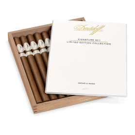 Davidoff Signature Series No.1 L.E. 2023 Open Box Angled