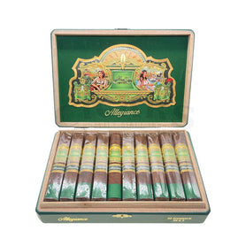 E.P. Carrillo Allegiance Sidekick Robusto Open Box
