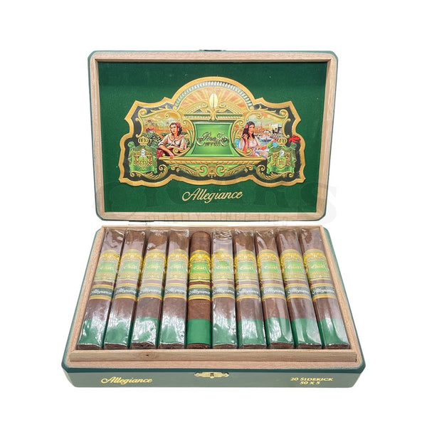 E.P. Carrillo Allegiance Sidekick Robusto Open Box