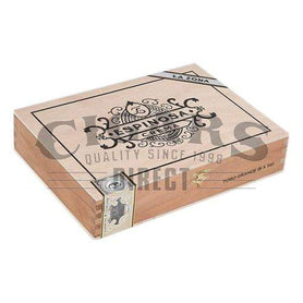Espinosa Crema Connecticut No.5 Box Closed